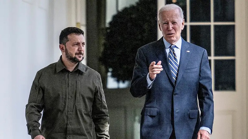 Volodímir Zelenski con Joe Biden