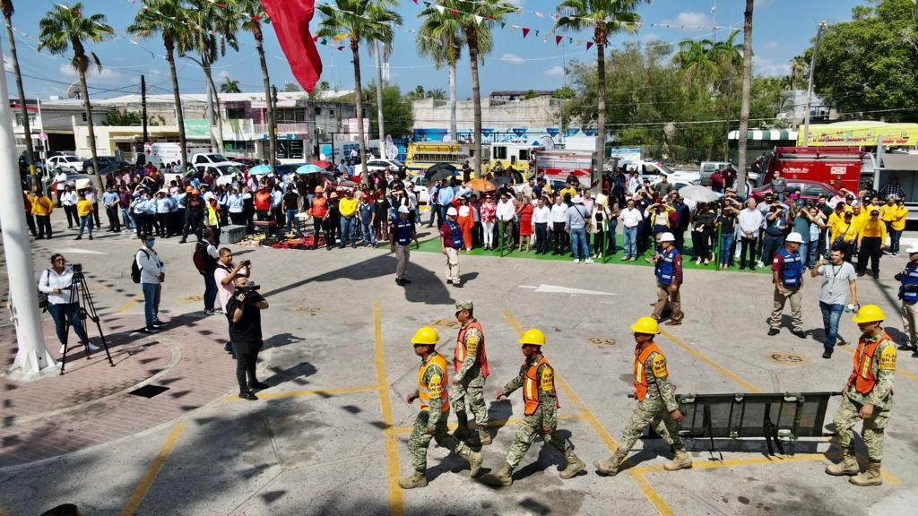 Los Mochis: Se realiza con éxito simulacro de evacuación en Palacio Municipal y Unidad Administrativa