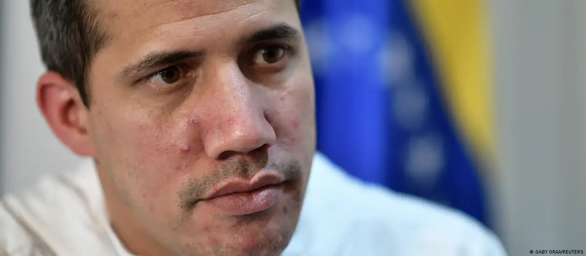 Fiscalía de Venezuela emite orden de arresto a Juan Guaidó