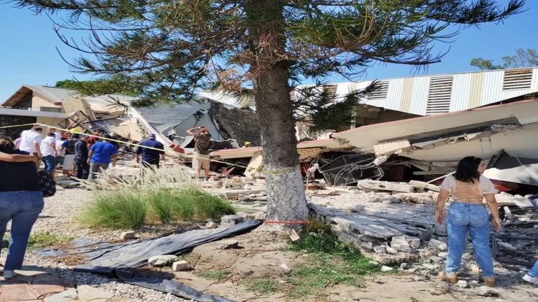 Se derrumbó el techo de una iglesia en Tamaulipas; autoridades confirmaron nueve muertos