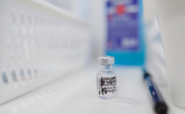Aprueba COFEPRIS vacunas anti Covid Pfizer y Moderna para comercialización