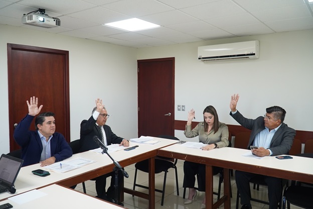 Declara Comisión improcedente denuncia de juicio político vs. Estrada Ferreiro
