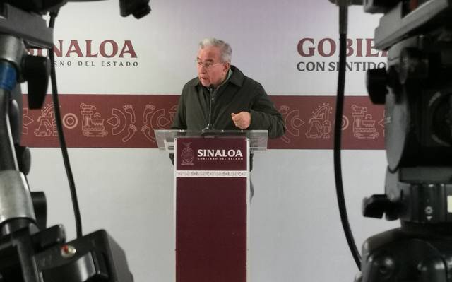 Rocha Moya pide a inconformes de la UAdeO impulsar una reforma a su ley orgánica
