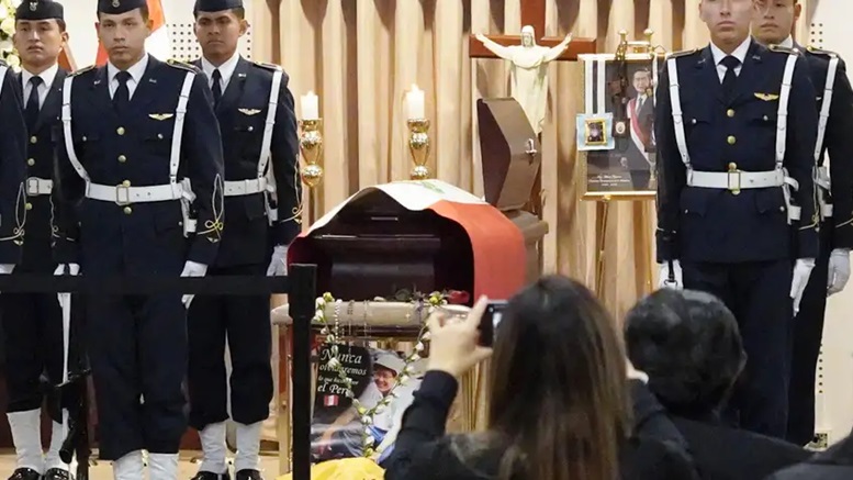 homenaje a alberto fujimori