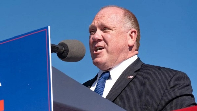 Tom Homand director de inmigración y aduanas del gobierno de Estados Unidos.