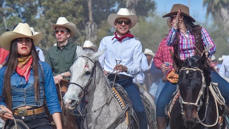 gerardo vargas en cabalgata 2025