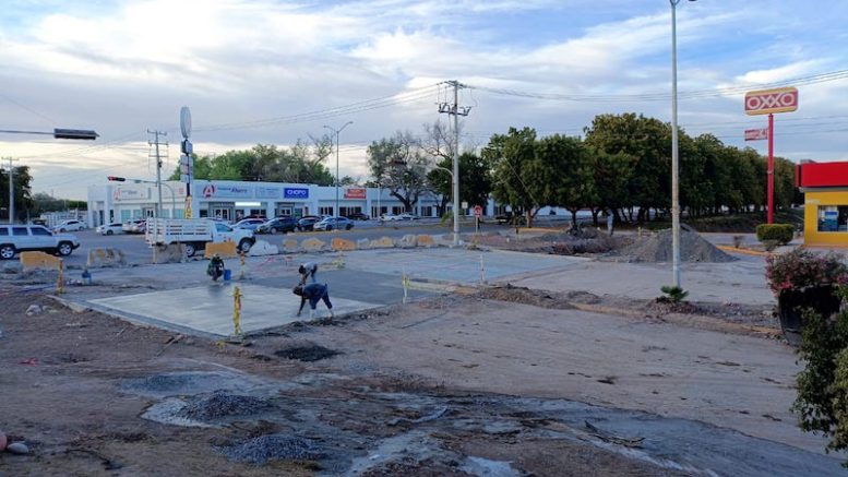 Bulevar Pedro Anaya y Rosales en la última parte de su reparación por tuberías quemadas.