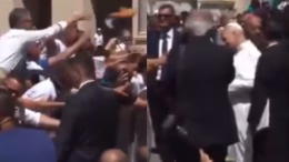 papa durante audiencia en el vaticano