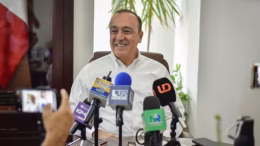 antonio menendez invita a primer informe de gobierno