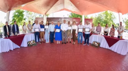 reconocimientos a ciudadadnos del poblado 7