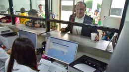 antonio menendez paga el predial