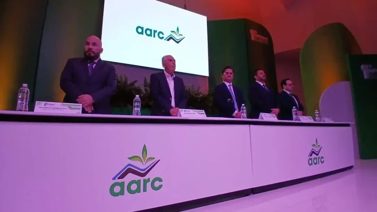 roberto bazua presidente de la aarc