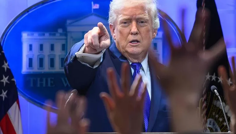 trump aplica aranceles globales