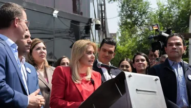 Maru Campos gobernadora de Chihuahua