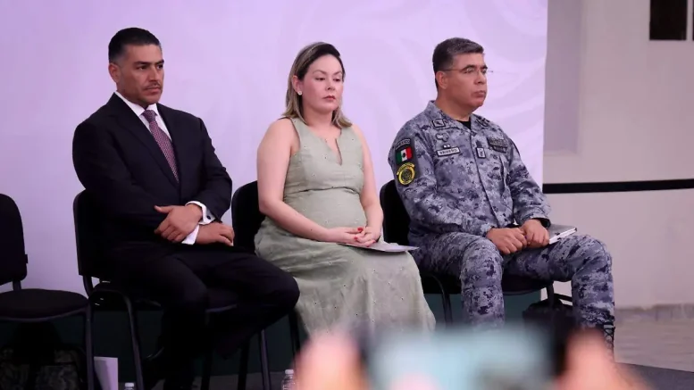 Yeraldine Bonilla con el gabinete de seguridad