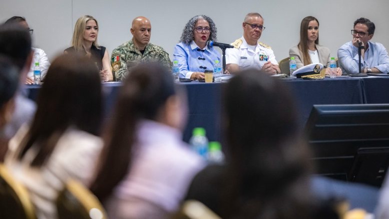 graciela domínguez en reunión de seguridad