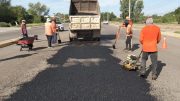 personal del ayuntamiento de ahome en bacheo de calles